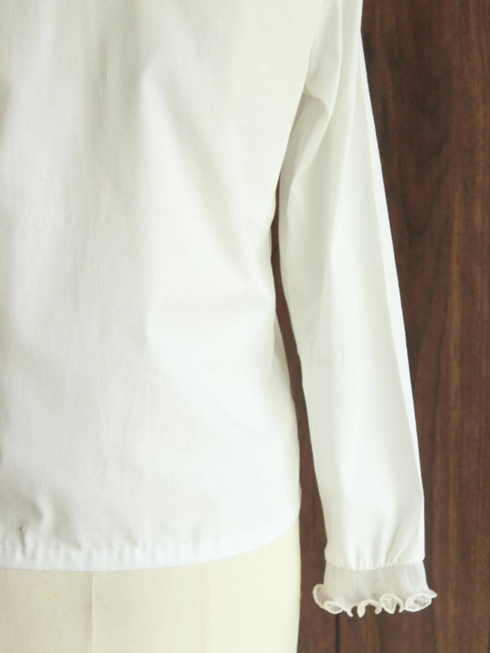 Vintage 1960s Blouse, White Top with Ruffle and Nehru Collar,  New Edwardian - Picture 12 of 12